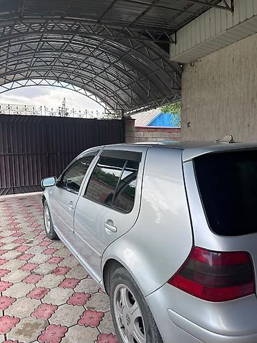 Продажа авто: Volkswagen Golf: 1999 г., 1.6 л, Механика, Бензин, Хэтчбэк — 6
