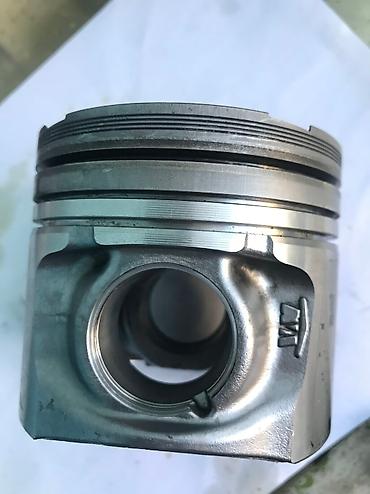 liberty: Поршни Jeep 2003 г., Б/у — 3
