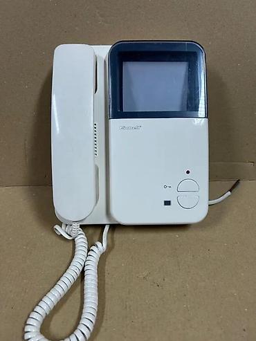 Video interfoni: Video-interfon zvono sa slušalicom i ekranom - Brend: Comelit — 1