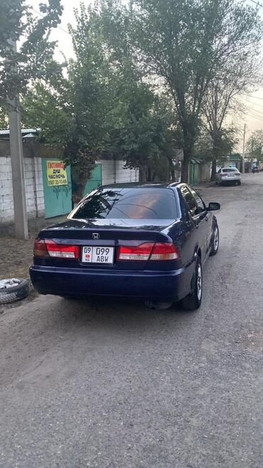 хонда хрб: Honda Accord: 2001 г., 1.8 л, Автомат, Бензин