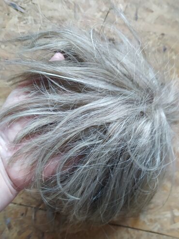 Perike i klipse: Prodajem dugačku periku,prava prirodna kosa,šatirana,imaju zakačaljke na lalafo.rs — 8 Perike i klipse: Prodajem dugačku periku,prava prirodna kosa,šatirana,imaju zakačaljke — 8