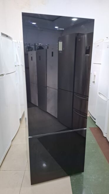 Mikrodalğalı sobalar: 2 qapılı Bosch Soyuducu Satılır, rəng - Qara