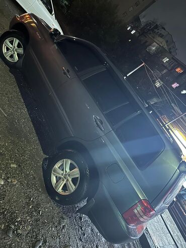 бампер на соната: Toyota Highlander: 2001 г., Кроссовер