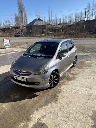 honda fit баткен: Honda Fit: 2002 г., 1.3 л, Автомат, Бензин