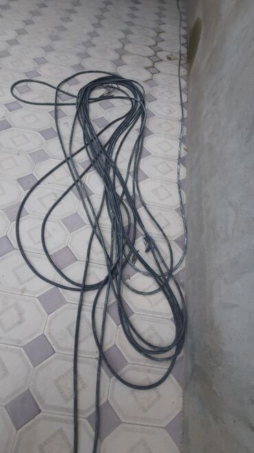 1 kub taxta qiymeti 2022: Kabel 60 metrdir 
metrəsi 2 azn