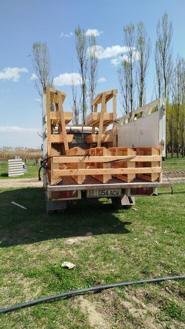 Строительный кирпич: Стелажы для овощей из дерева — 14