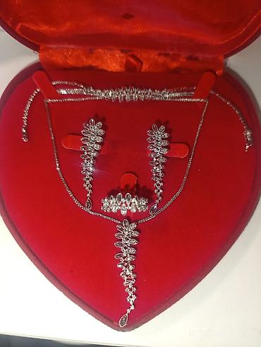 Zərgərlik dəstləri: Ağ qızıl, 585 Əyar — 9