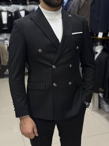 Kostyumlar: Kişi dəst kostyum Şık və modern seçimlər 😎 Mağaza var. Nağd və — 24