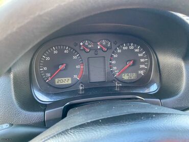 Volkswagen: Volkswagen Golf: 1.4 l. | 2001 έ. Χάτσμπακ — 23