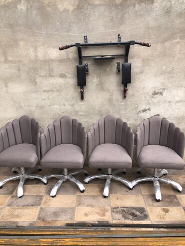 Salon, tibbi kreslolar: Yeni — 23