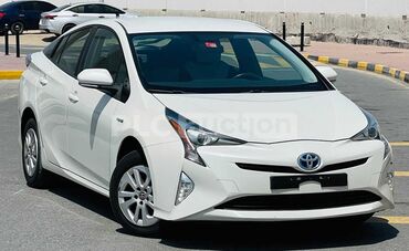 Toyota: Toyota Prius: 2018 г., 1.8 л, Вариатор, Гибрид, Седан