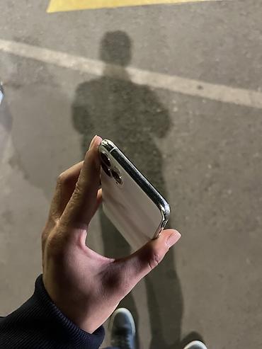 iphone 1tb: IPhone 11 Pro, Б/у, 256 ГБ, Серебристый, Защитное стекло, Чехол, 83 % — 4