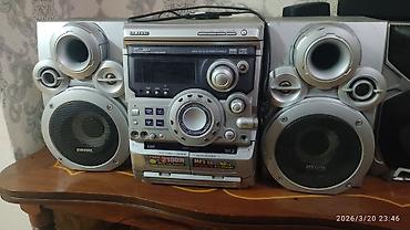 səs yazma studiyaları: Musiiq merkezi Telefonla auxlada qosulmaq olur. kalonkasiz 50 aznede — 1