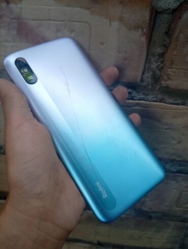 бу телефона: Redmi, Redmi 9A, Б/у, 32 ГБ, цвет - Белый, 2 SIM, eSIM