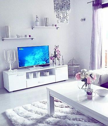TV altlığı: Yeni, Düz TV altlığı, Polkalı, Laminat, Türkiyə — 1