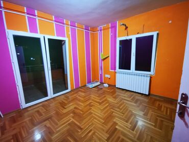 Kuće za dugoročni najam: 520 kv. m, 10 soba — 5