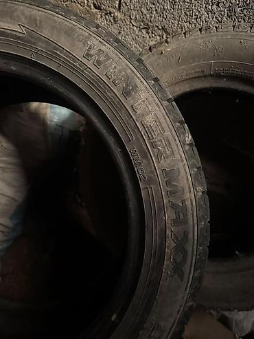 235 35 19: Зимние шины Dunlop Winter Maxx WM02 - Размер: 215/55 R17 - Индекс — 4
