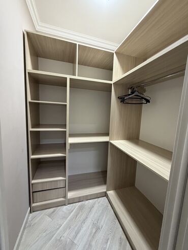 Долгосрочная аренда квартир: 3 комнаты, Агентство недвижимости, С мебелью полностью at lalafo.kg — 5 Долгосрочная аренда квартир: 3 комнаты, Агентство недвижимости, С мебелью полностью — 5