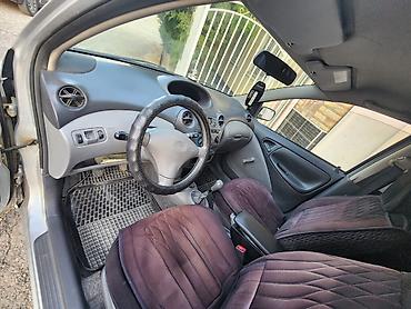 xpeng g3: Toyota Yaris: 2001 г., Механика, Бензин, Хэтчбэк — 3
