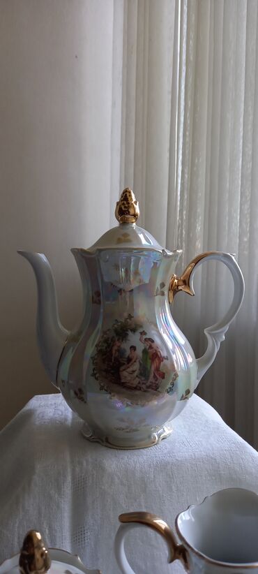 Nahar dəstləri və servizlər: Nahar dəsti, Farfor, Madonna, 38 nəfərlik, Almaniya — 16