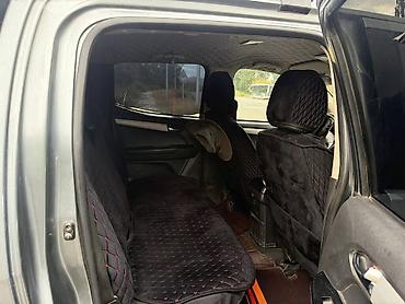 wuling starlight 730: Isuzu D-Max: 2020 г., 3 л, Автомат, Дизель, Пикап — 7