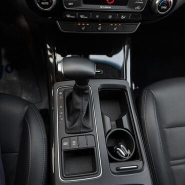 Kia: Kia Sorento: 2019 г., 2 л, Автомат, Дизель, Кроссовер — 8