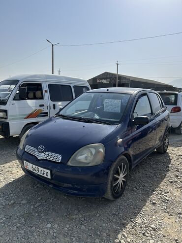 полик 5 д: Toyota Yaris: 2000 г., 1.3 л, Автомат, Бензин, Хетчбек