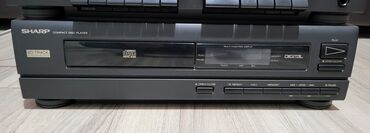 Динамики и колонки: Продам SHARP из 80г, без колонок нету, без пульта, стоял долго, сд — 2