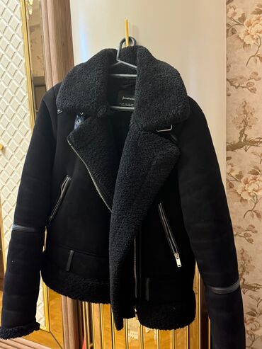Kurtkalar: Zamşa kurtka, Stradivarius, XS (EU 34)
