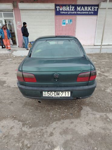 qaz 51 satilir: Opel Omega: 2 l | 1996 il 2300 km Sedan