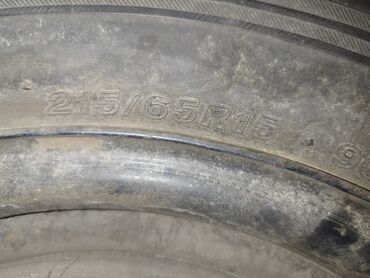 пакршка 15: Зимние шины 215/65 R15 - Тип: зимние, ненашипованные (фрикционные) -