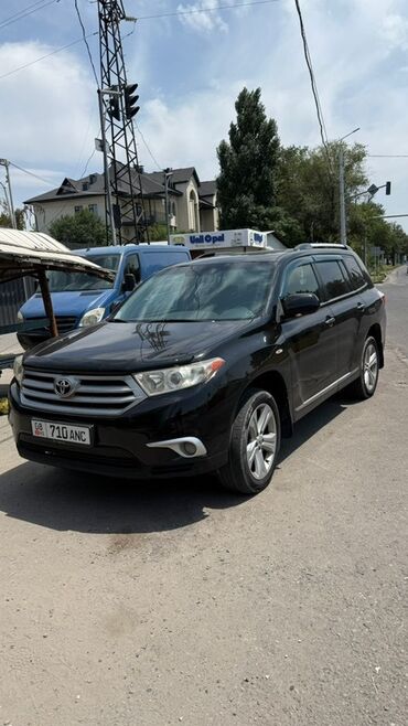 срочно срочно продам машину: Toyota Highlander: 2012 г., 3.5 л, Автоматические, Бензин, Внедорожник