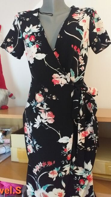 p s novo haljine: S (EU 36), bоја - Šareno, Drugi stil, Kratkih rukava