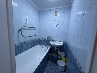 Продажа квартир: 2 комнаты, 50 м², 8 мкр Индивидуалка, 2 этаж — 10