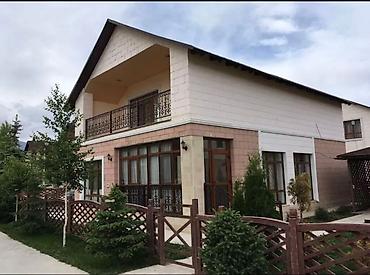 Продается уютный 2-этажный коттедж на Иссык-Куле в пансионате