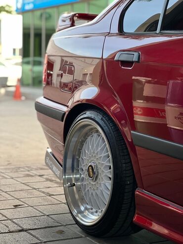 BMW: BMW 3 series: 2 l | 1996 il Sedan — 7