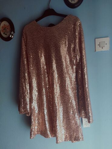 Ostala ženska odeća: Lot ženske odeće – 4 komada 1) Duga haljina, bež/nude ton - Dugi — 44