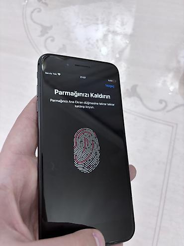 Apple iPhone: IPhone 8 Plus, 256 GB, Qara — 8