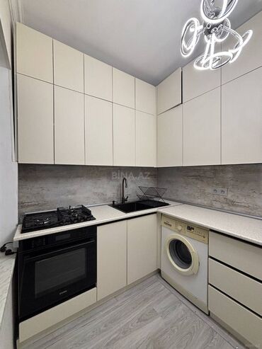 Uzunmüddətli kirayə mənzillər: Xətai Rayonu Günəşli Afrodita Şadlıq Sarayı 2 otaq. Mərtəbə - 9/1 — 11