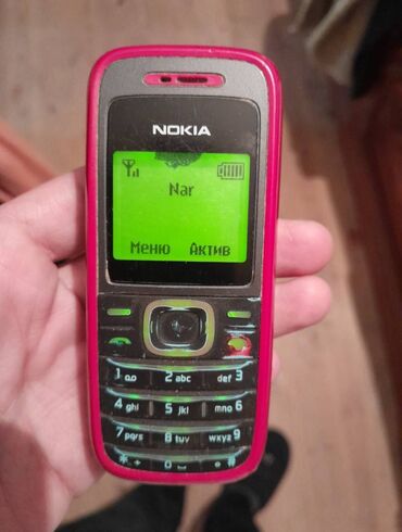 Nokia: Nokia 1, Düyməli