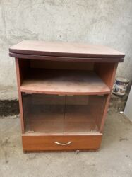 куплю мебель бу: Продается тумба под телевизор стоит на улице не пользуемся, тумба в