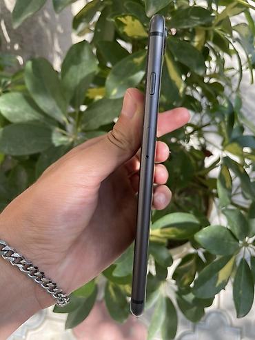 Apple iPhone: IPhone 8 Plus, 64 GB, Space Gray, Simsiz şarj — 3