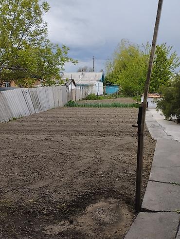 Продажа коттеджей и домов: Продаю двухэтажный дом улица тюлебердиева 24, 11. соток очень удобном — 15