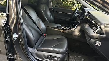 тайота в: Toyota Camry: 2019 г., 2.5 л, Автомат, Гибрид, Седан — 10