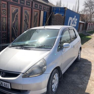 Honda: Honda Fit: 2003 г., 1.3 л, Вариатор, Бензин