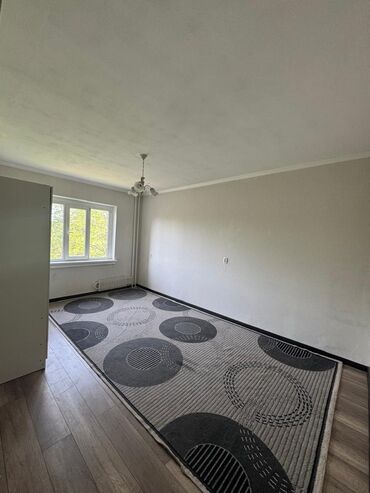 одна комнатная квартира сниму: 1 комната, 35 м², 105 серия, 5 этаж, Косметический ремонт