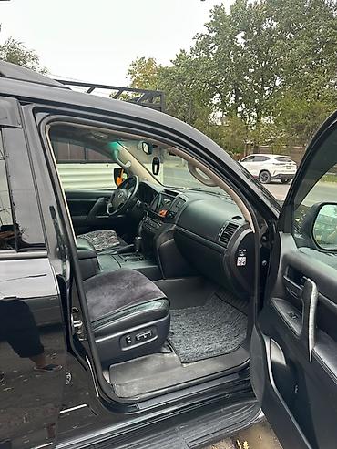 lend cruizer: Toyota Land Cruiser: 2011 г., 4.7 л, Автомат, Газ, Внедорожник — 5