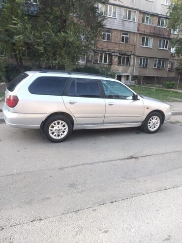 премьер: Nissan Primera: 2002 г., 2 л, Механика, Бензин, Универсал