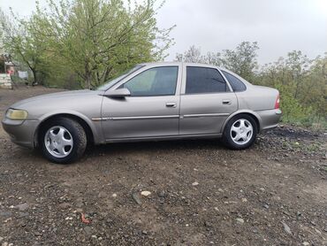 kia sportage 1: Opel Vectra: 1.6 l | 1996 il 273574 km Sedan
