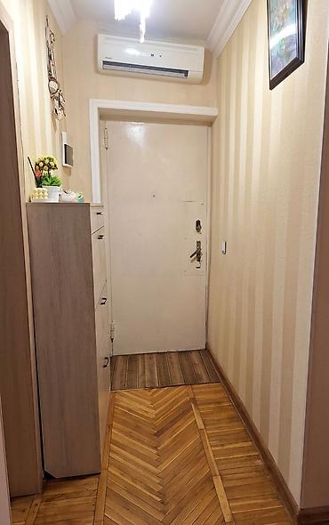 bakida evlerin satisi: Gəncə, 3 otaqlı, Köhnə tikili, 68 kv. m — 3